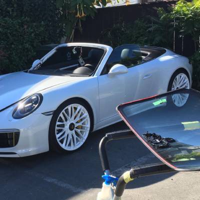 WINDSHIELD REPLACEMENT